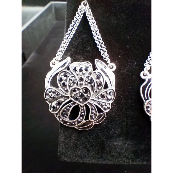 Vintage Silvertone Chain Drop Earrings Black Rhinestone Statement Dangle Gothic - Picture 5 of 14